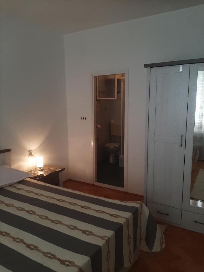 Apartments And Rooms Ljubica Lun  Zewnętrze zdjęcie