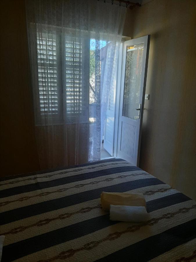 Apartments And Rooms Ljubica Lun  Zewnętrze zdjęcie