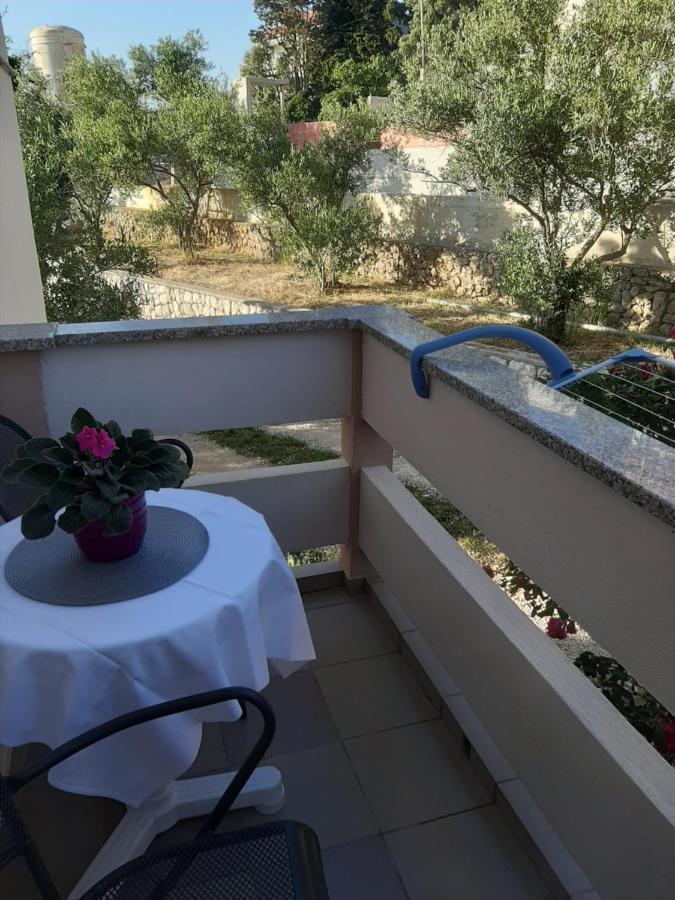 Apartments And Rooms Ljubica Lun  Zewnętrze zdjęcie