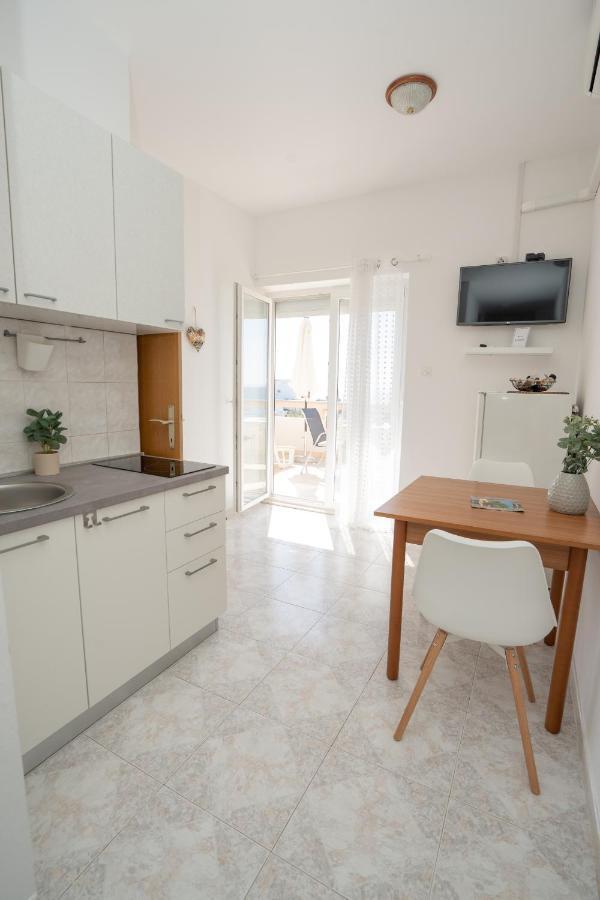 Apartments And Rooms Ljubica Lun  Zewnętrze zdjęcie