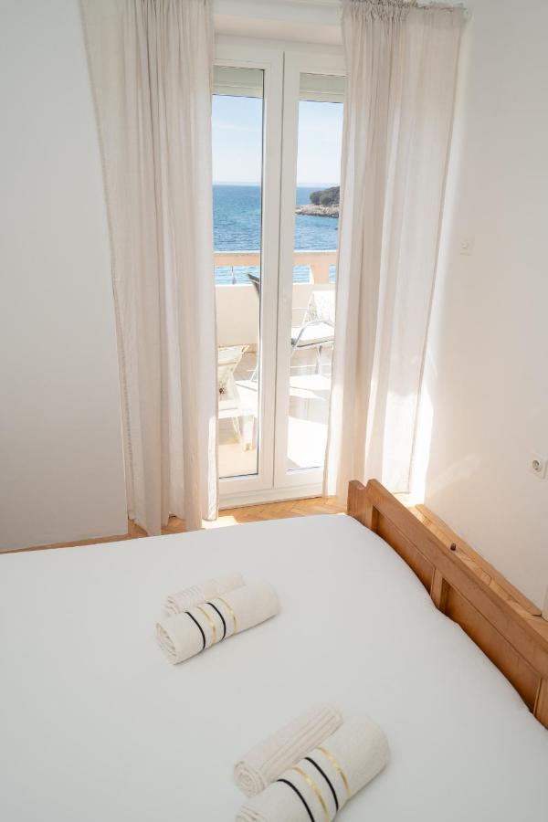 Apartments And Rooms Ljubica Lun  Zewnętrze zdjęcie